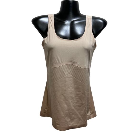 Spanx Compression Shirt Breathable Lightweight Beige Tank Top M Stretch Casual - Picture 1 of 8